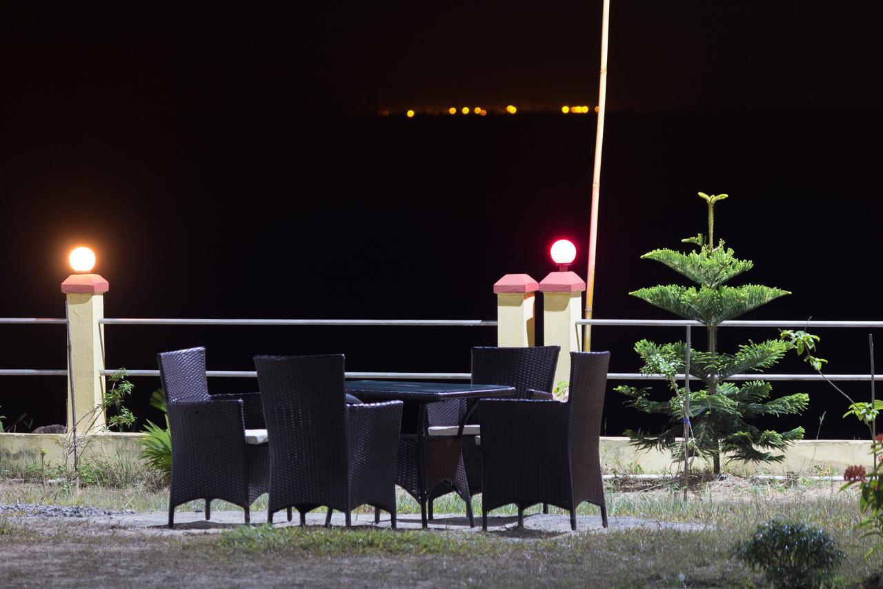 La Vue Resort Kāziranga Екстериор снимка