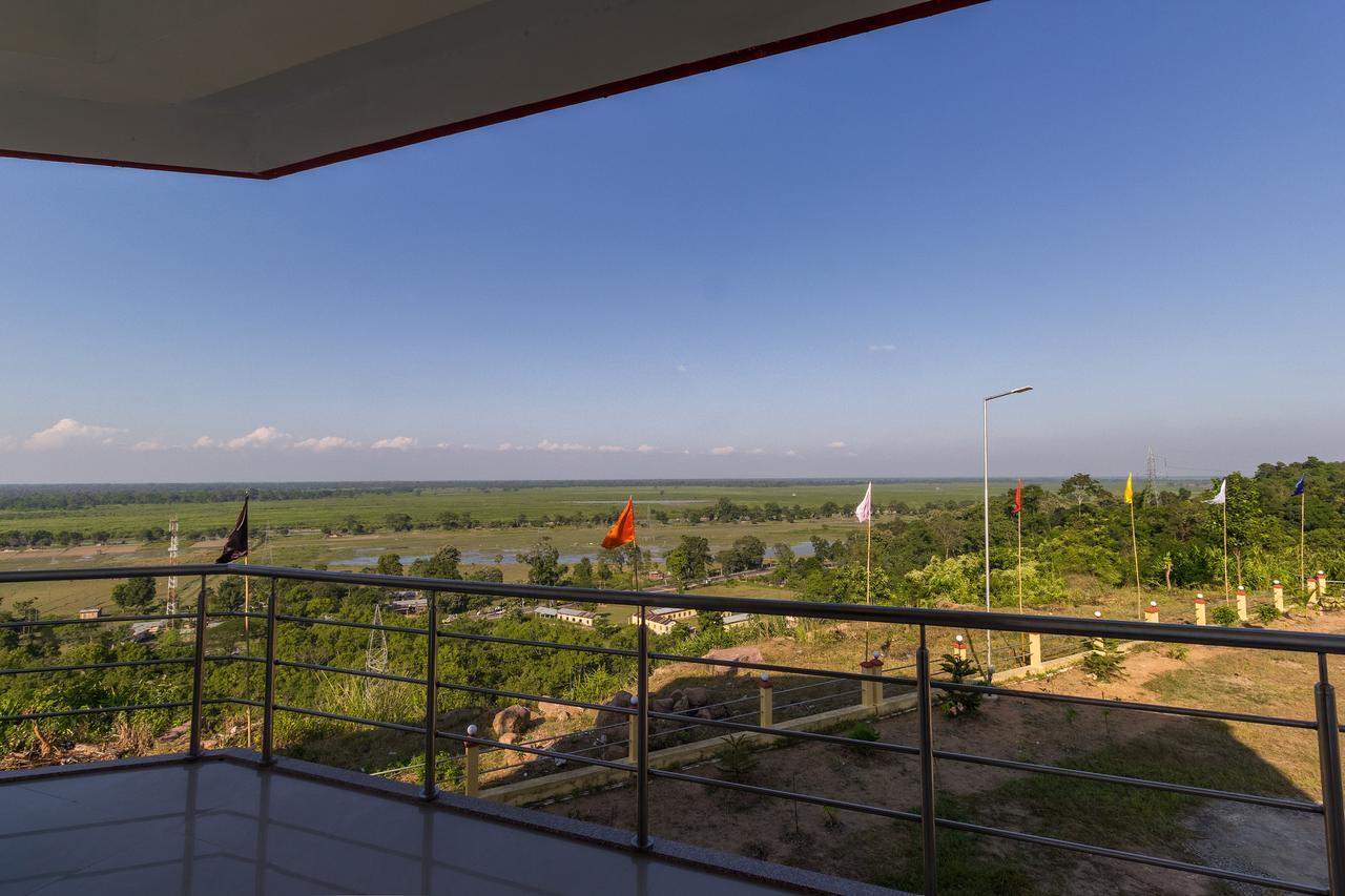 La Vue Resort Kāziranga Екстериор снимка