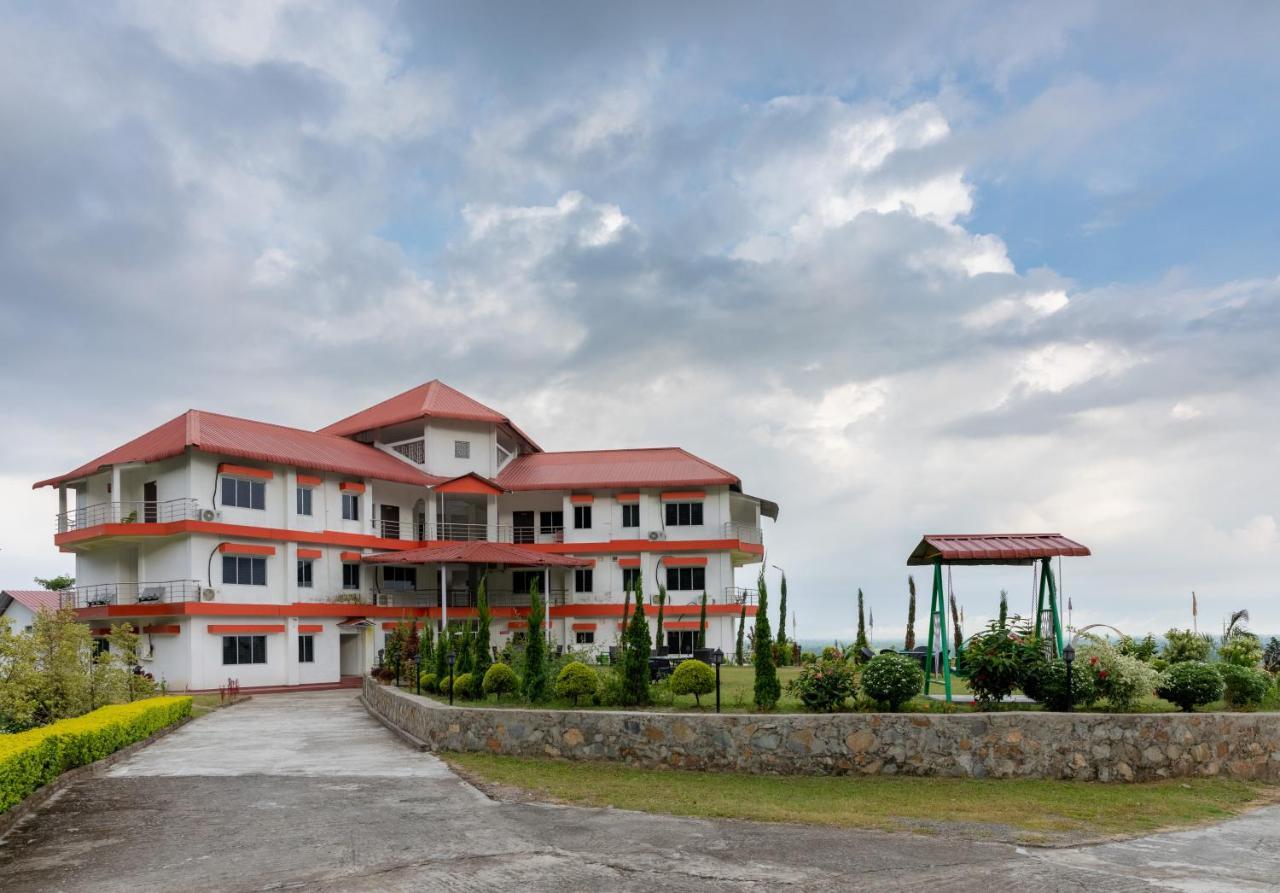 La Vue Resort Kāziranga Екстериор снимка