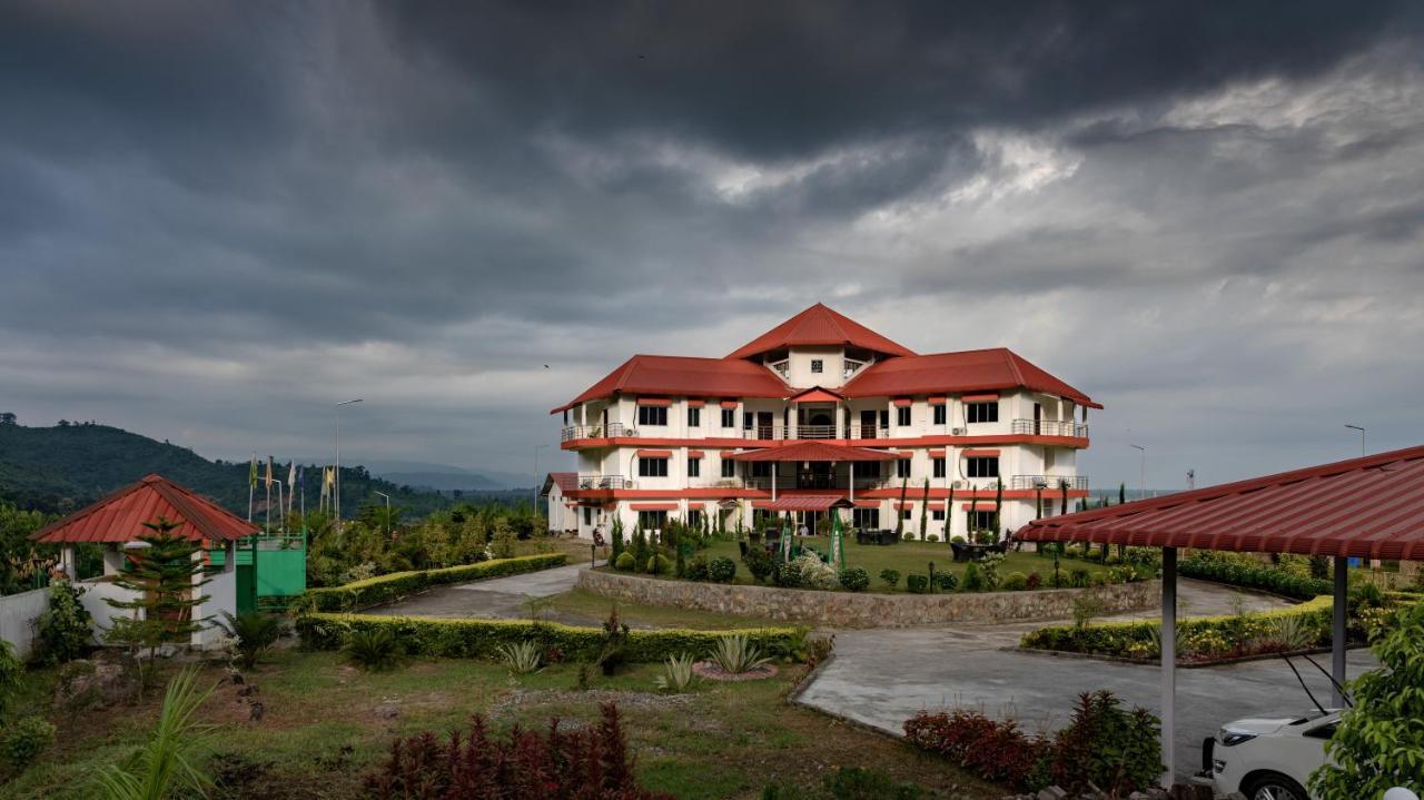 La Vue Resort Kāziranga Екстериор снимка