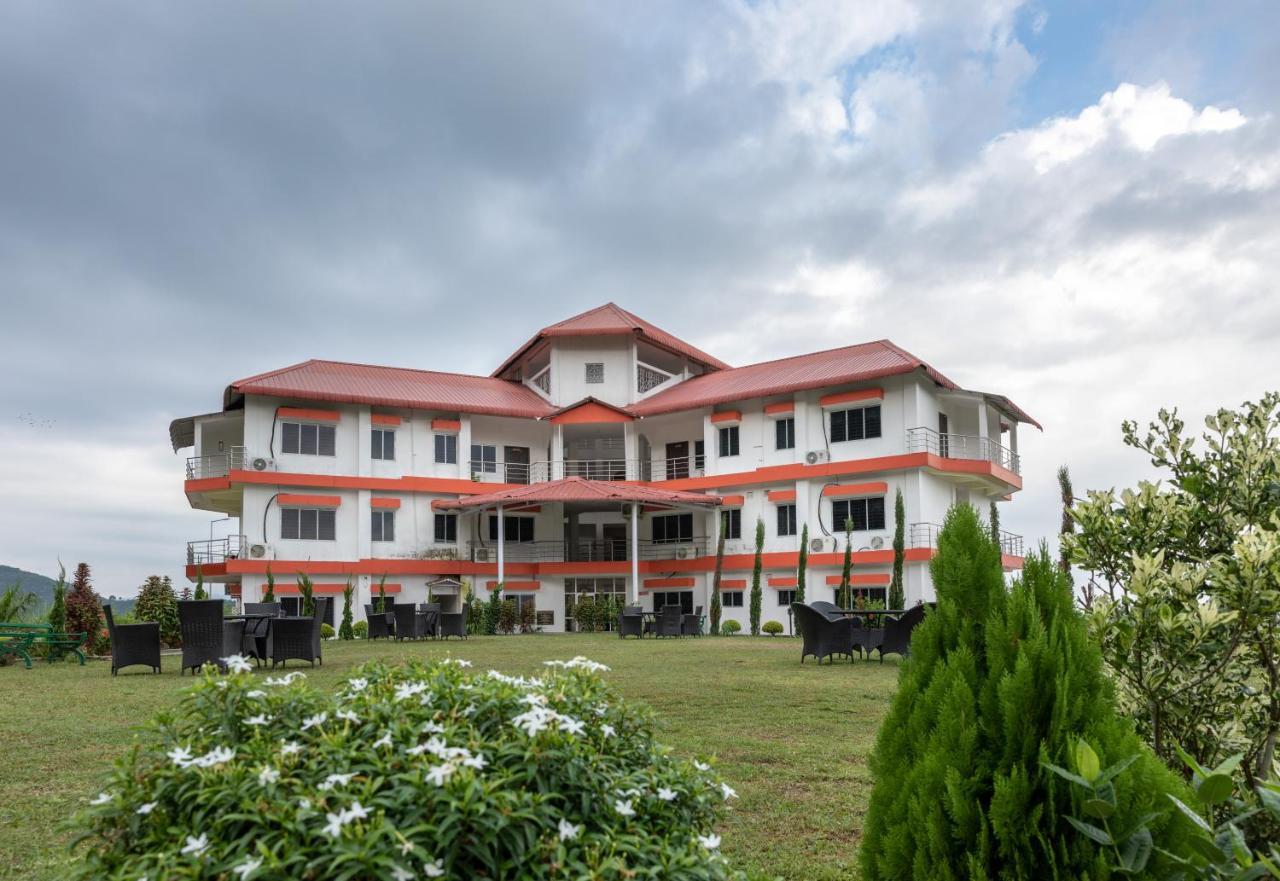 La Vue Resort Kāziranga Екстериор снимка