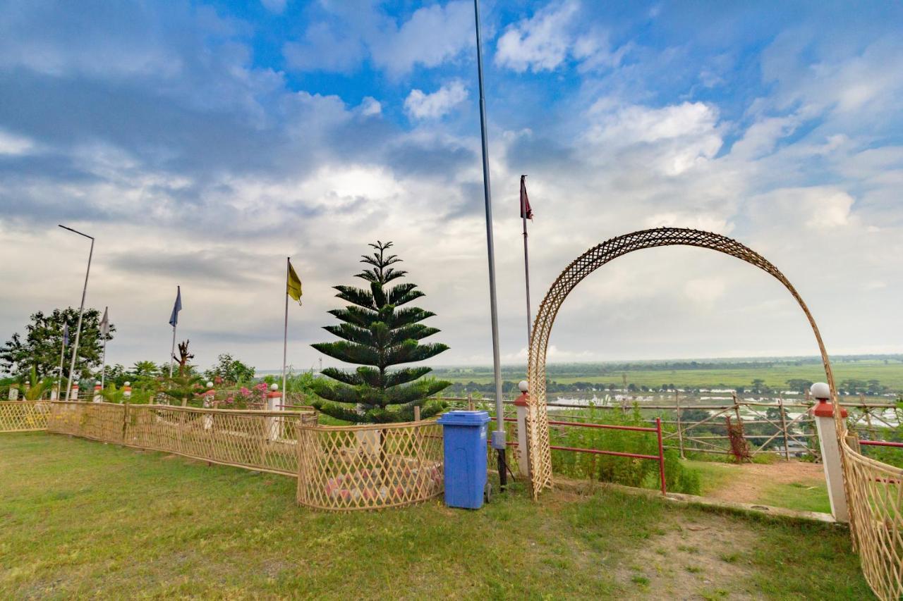 La Vue Resort Kāziranga Екстериор снимка